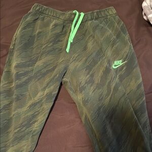 Nike joggers